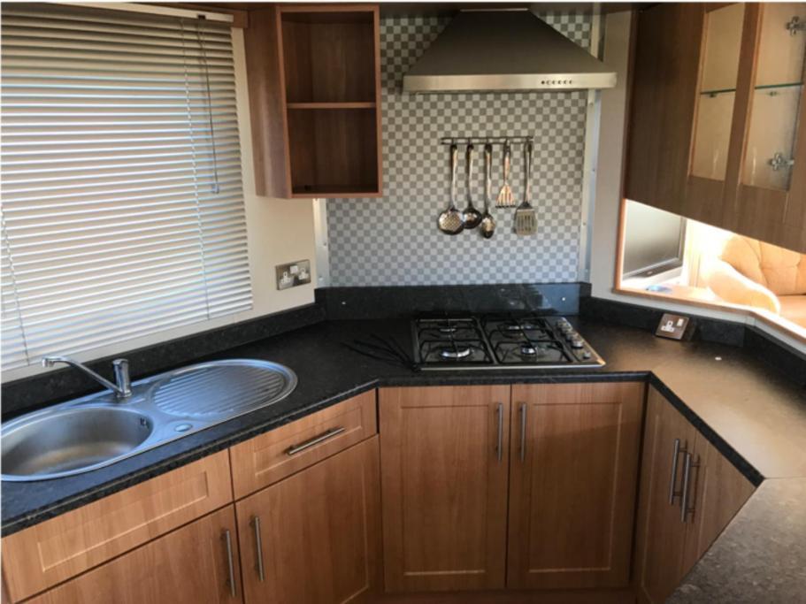 2 Bedroom Static Caravan On Quiet Park Near & Snowdonia * Caernarfon