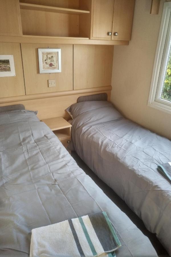Holiday home 2 Bedroom Static Caravan On Quiet Park Near & Snowdonia Caernarfon